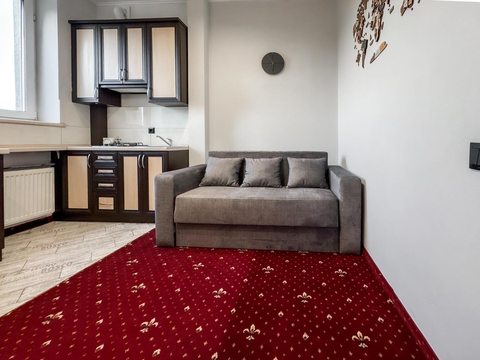 Apartments On Zaliznychna 49 Ivano-Frankivsk Eksteriør billede