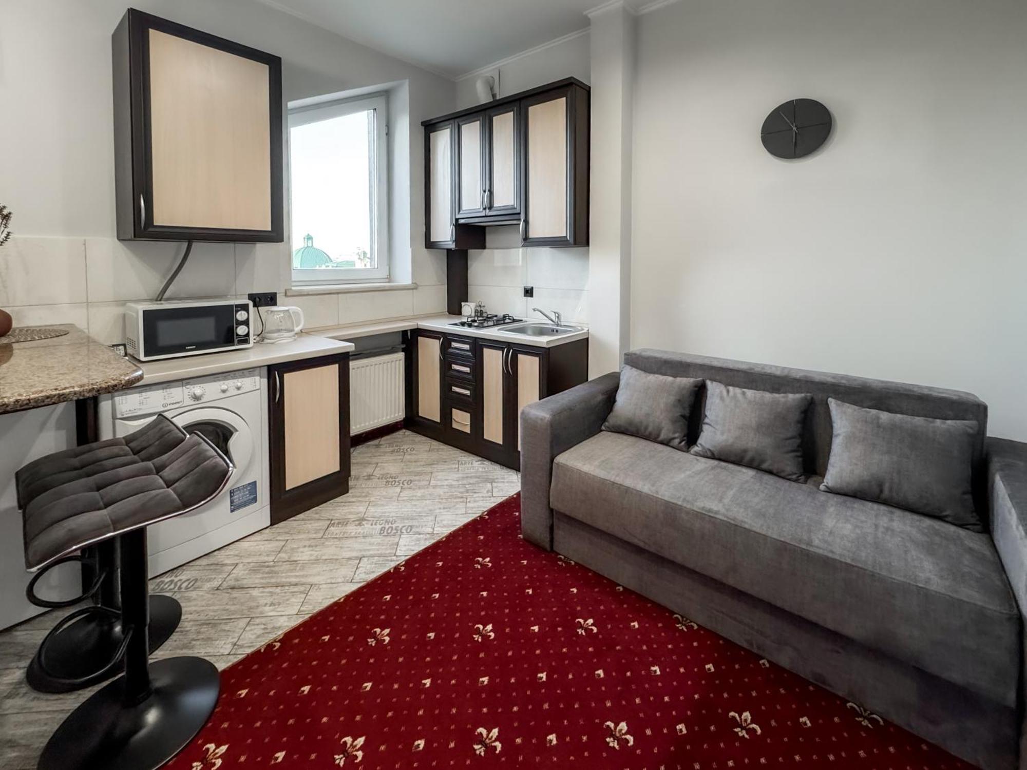 Apartments On Zaliznychna 49 Ivano-Frankivsk Eksteriør billede