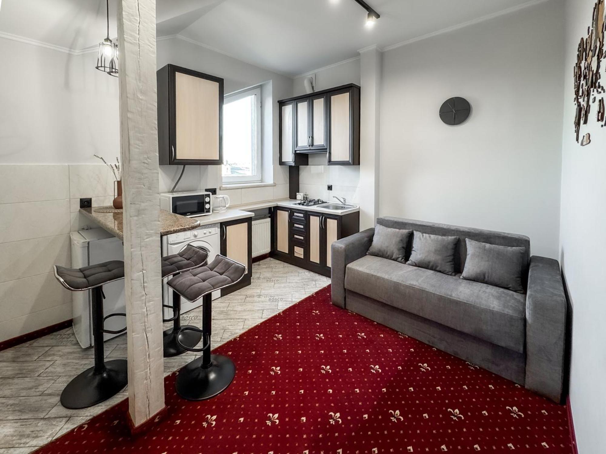 Apartments On Zaliznychna 49 Ivano-Frankivsk Eksteriør billede