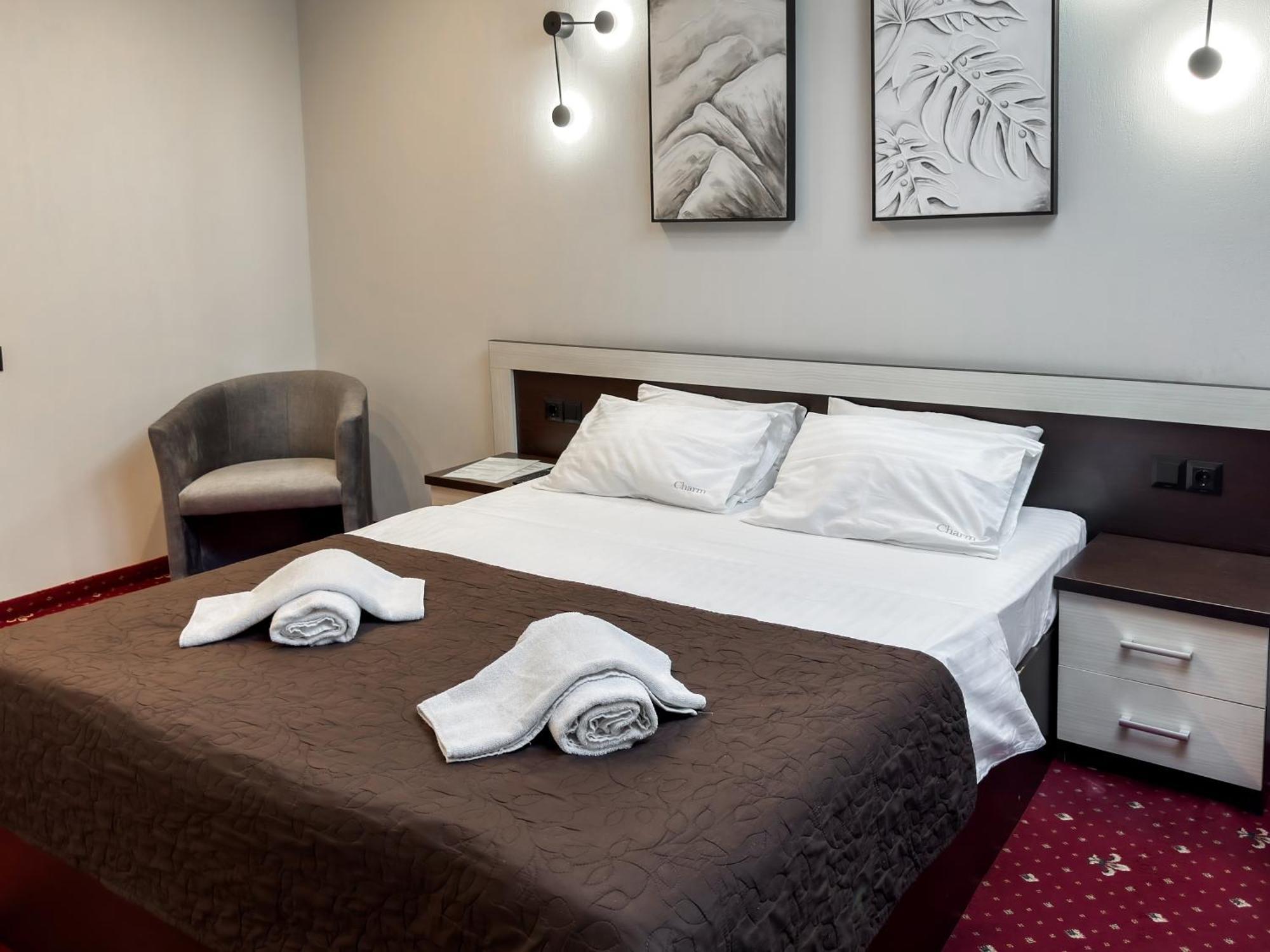 Apartments On Zaliznychna 49 Ivano-Frankivsk Eksteriør billede